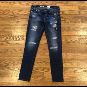AG Digital Luxe Denim the Stilt Cigarette Leg skin